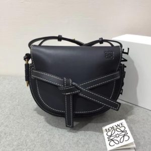 LOEWE GATE CROSS BAG<br>로에베 게이트 크로스백<br>[20x19x11.5cm]