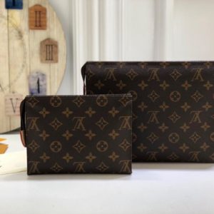 LOUIS VUITTON POCHE TOILETTE CLUTCH<br>루이비통 포쉐 토일렛 클러치<br>[19×15/26x20cm 2SIZE]