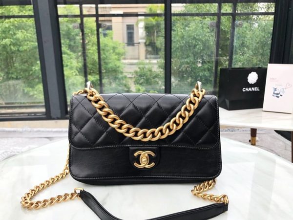 CHANEL FLAP BAG 샤넬 플랩 백