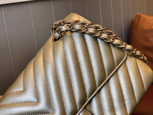 CHANEL CLASSIC FLAP BAG 샤넬 클래식 플랩 백