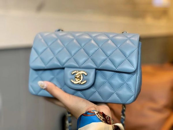 CHANEL CLASSIC FLAP BAG 샤넬 클래식 플랩 백