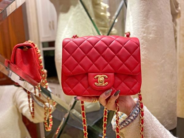 CHANEL CLASSIC FLAP BAG 샤넬 클래식 플랩 백