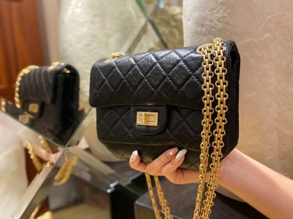 CHANEL 2.55 FLAP BAG 샤넬 2.55 플랩 백