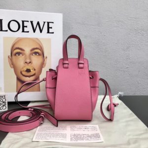 LOEWE HAMMOCK DW MINI BAG<br>로에베 해먹 DW 미니백<br>[11x19x17cm]