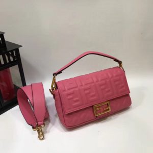 FENDI BAGUETTE LEATHER BAG<br>펜디 바게트 레더 백<br>[26x15x5cm]