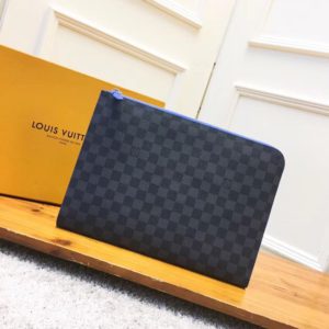 LOUIS VUITTON POCHETTE JOUR DAMIER GRAPHITE CLUTCH<br>루이비통 포세트 클러치 백<br>[35x25x2cm 이태리가죽]