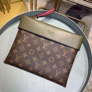 LOUIS VUITTON POCHE TUILERIES CLUTCH<br>루이비통 포쉐트 튈르리 클러치<br>[20x26cm 이태리가죽]