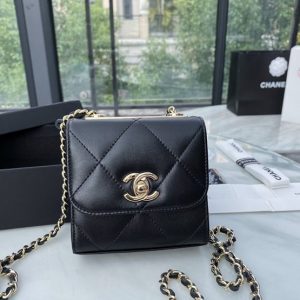 CHANEL TRENDY WOC<br>샤넬 트렌디 WOC<br>[11x11x5.5cm 이태리양가죽]