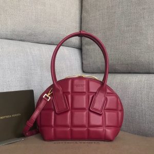 BOTTEGA VENETA SWOOP BAG <br>보테가 베네타 스웁 백