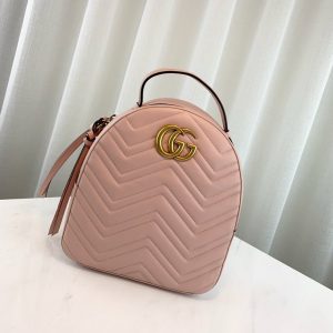 GUCCI GG MARMONT BACKPACK<br>구찌 GG 마몬트 백팩<br>[22.5x26x11cm 이태리가죽]