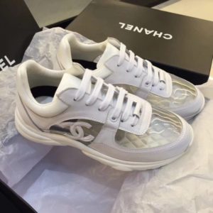 CHANEL CC LOGO SNEAKERS<br>샤넬 CC로고 스니커즈<br><i>36-39 SIZE</i>