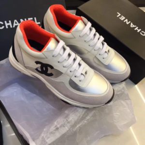 CHANEL CC LOGO SNEAKERS<br>샤넬 CC로고 스니커즈<br><i>36-39 SIZE</i>