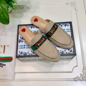 GUCCI LATHER SLIPPER<br>구찌 레더 로퍼 슬리퍼<br><i>35-40 SIZE 이태리 소가죽</i>