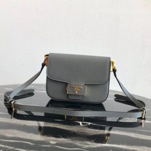 PRADA EMBLEME SAFFIANO LEATHER BAG<br>프라다 앙상블 레더 숄더백<br>[20.5x14x5cm 사피아노]