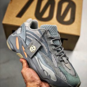 ADIDAS YEEZY BOOST 700 Inertia<br>아디다스 이지 부스트 700<br><i>남녀공용 36-46 SIZE 최상급</i>