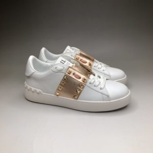 VALENTINO ROCKSTUD SNEAKER<br>발렌티노 락스터드 스니커즈<br><i>남녀공용 35-44 SIZE 제작+3일</i>