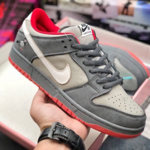 NIKE SB Dunk Low Staple<br>나이키 SB 덩크 로우 스태플<br><i>남여공용 36-45 SIZE 최상급</i>