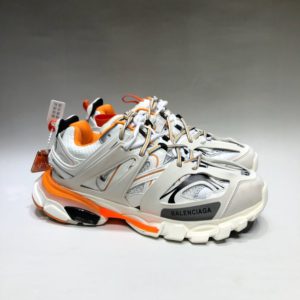 BALENCIAGA TRACK TRAINERS<br>발렌시아가 트랙 트레이너<br><i>35-45 SIZE 최상급</i>