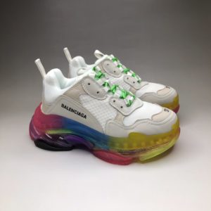 BALENCIAGA TRIPLE S<br>발렌시아가 트리플 S 스니커즈<i>35-45 SIZE 최상급</i>