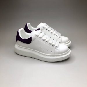 ALEXANDER MCQUEEN OVERSIZED SNEAKERS<br>알렉산더 맥퀸 오버솔 스니커즈<br><i>35-44 SIZE 최상급</i>