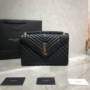 YSL ENVELOPE SHOULDER BAG<br>입생로랑 엔벨로프 숄더백<br><i>31x22x7.5cm 이태리소가죽</i>