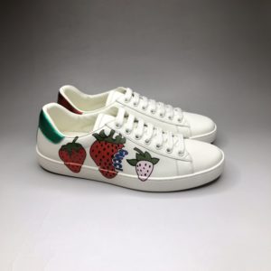 GUCCI ACE LATHER SNEAKERS<br>구찌 에이스 레더 스니커즈<br><i>남여공용 35-44 SIZE</i>