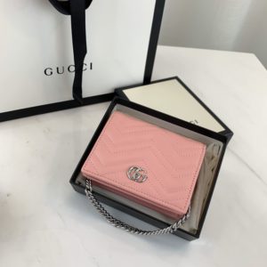 GUCCI GG MARMONT WALLET<br>구찌 GG 마몬트 지갑<br><i>11x8x3cm 이태리가죽</i>