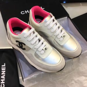 CHANEL CC LOGO SNEAKERS<br>샤넬 CC로고 스니커즈<br><i>36-39 SIZE</i>