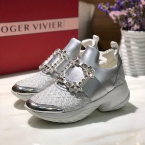 ROGER VIVIER VIV’RUN SNEAKERS<br>로저비비에 비브런 스니커즈<br><i>35-39 SIZE 7.5cm</i>