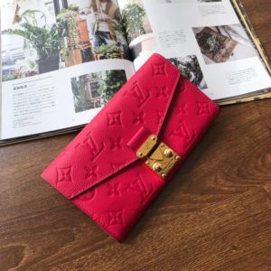 LOUIS VUITTON POCHETTE METIS<br>루이비통 포쉐트 메티스<br><i>19x10cm 이태리가죽</i>