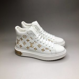 LOUIS VUITTON TIMEOUT SNEAKER BOOT<br>루이비통 타임아웃 스니커즈 부츠<br><i>남녀공용 35-45+제작3일</i>