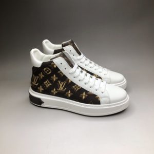 LOUIS VUITTON TIMEOUT SNEAKER BOOT<br>루이비통 타임아웃 스니커즈 부츠<br><i>남녀공용 35-45+제작3일</i>