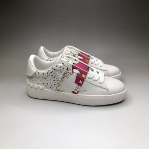 VALENTINO ROCKSTUD SNEAKER<br>발렌티노 락스터드 스니커즈<br><i>35-39 SIZE 제작+3일</i>