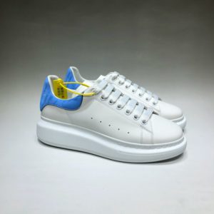 ALEXANDER MCQUEEN OVERSIZED SNEAKERS<br>알렉산더 맥퀸 오버솔 스니커즈<br><i>35-44 SIZE 최상급</i>