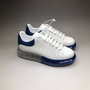 ALEXANDER MCQUEEN OVERSIZED SNEAKERS<br>알렉산더 맥퀸 오버솔 스니커즈<br><i>35-44 SIZE 최상급</i>