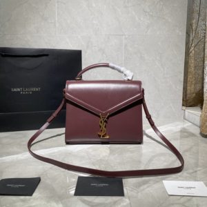 YSL CASSANDRA SHOULDER BAG<br>입생로랑 카산드라 숄더 백<br><i>24.5x20x11.5cm 이태리소가죽</i>