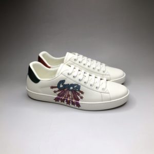 GUCCI ACE LATHER SNEAKERS<br>구찌 에이스 레더 스니커즈<br><i>남여공용 35-44 SIZE</i>