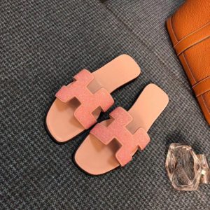 HERMES ORAN SANDAL<br>에르메스 오란 샌들<br><i>35-40 SIZE 이태리 소가죽</i>