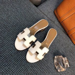 HERMES OASIS SANDAL<br>에르메스 오아시스 샌들<br><i>35-40 SIZE 굽 5cm</i>