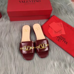 VALENTINO LOGO MULE SLIPPER<br>발렌티노 로고 뮬 슬리퍼<br><i>35-40 SIZE 이태리소가죽</i>