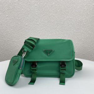 PRADA NYLON CROSS BAG<br>프라다 나일론 크로스 백<br>[22x16x8.5cm 프라다소재]