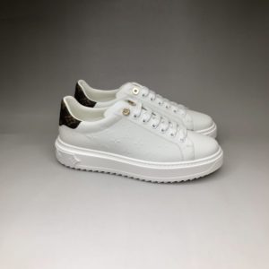 LOUIS VUITTON TIMEOUT SNEAKER<br>루이비통 타임아웃 스니커즈<br><i>35-44 SIZE +제작3일</i>