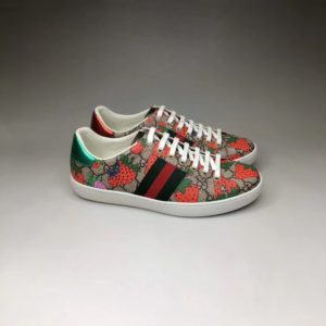 GUCCI ACE LATHER SNEAKERS<br>구찌 에이스 레더 스니커즈<br><i>남여공용 35-44 SIZE</i>