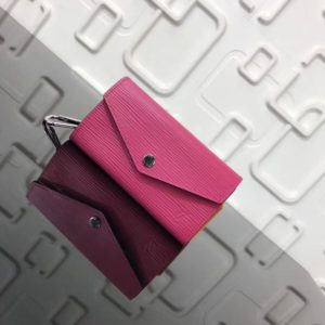 LOUIS VUITTON KEY POUCH<br>루이비통 에피가죽 키파우치<br><i>13x7x2cm</i>