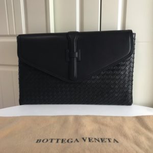 BOTTEGAVENETA LEATHER CLUTCH 보테가 베네타 레더 클러치