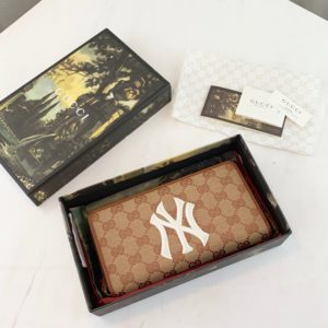 GUCCI ZIPPY WALLET 구찌 지퍼 지갑