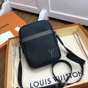 LOUIS VUITTON MESSANGER BAG 루이비통 메신져 백