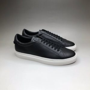 GIVENCHY URBAN STREET SNEAKERS 지방시 어반 스트리트 스니커즈