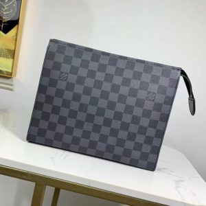 LOUIS VUITTON POCHETTE VOYAGE CLUTCH 루이비통 포쉐트 보야지 클러치