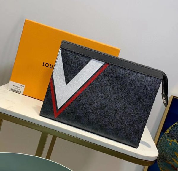 LOUIS VUITTON POCHETTE VOYAGE CLUTCH 루이비통 포쉐트 보야지 클러치